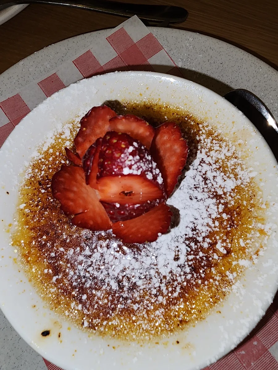 Creme Brulee, Green Valley Hotel