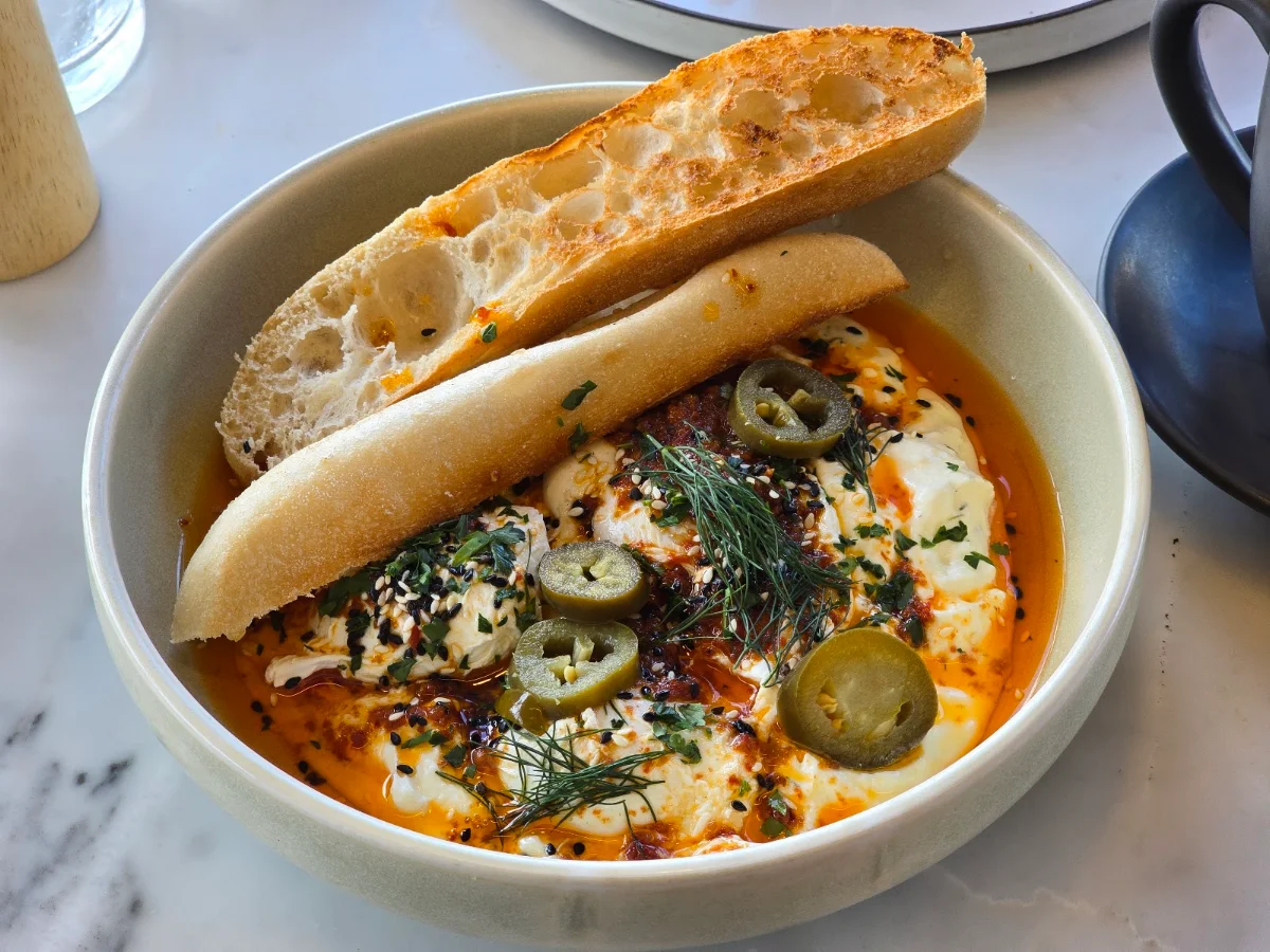 Stracciatella Chilli Eggs, DOCASA