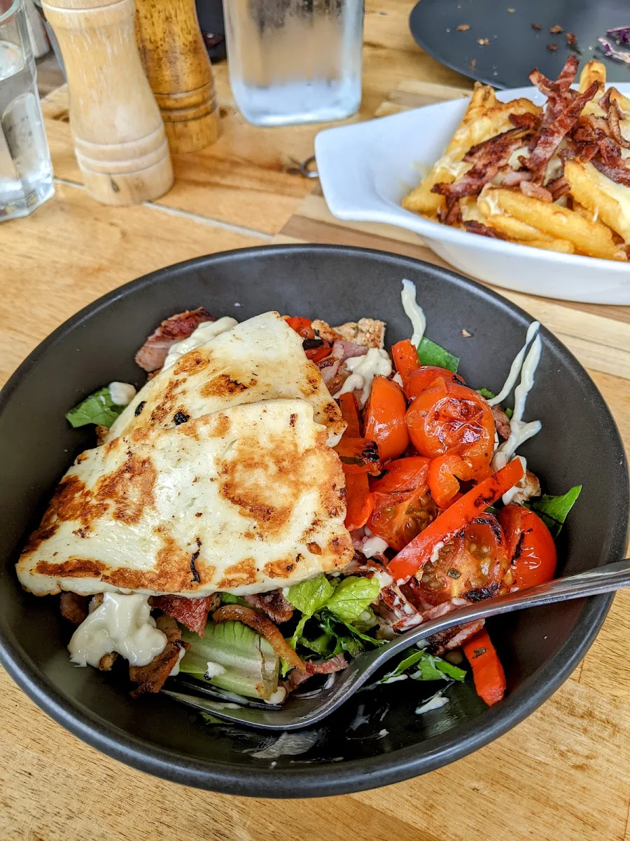 Rocket Breakfast, Big Red Cafe