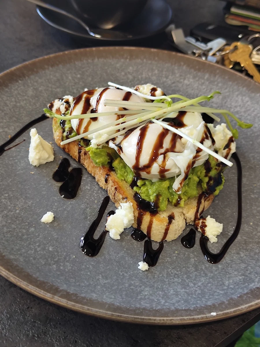 Smashed Avo, Pagey’s Cafe