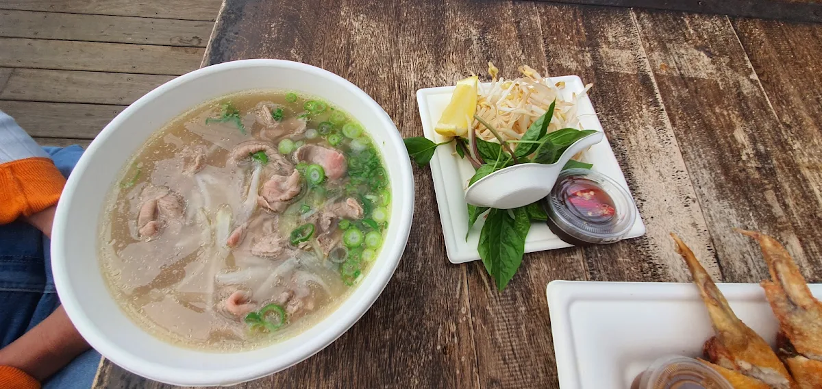Pho, Ms Pho Canteen