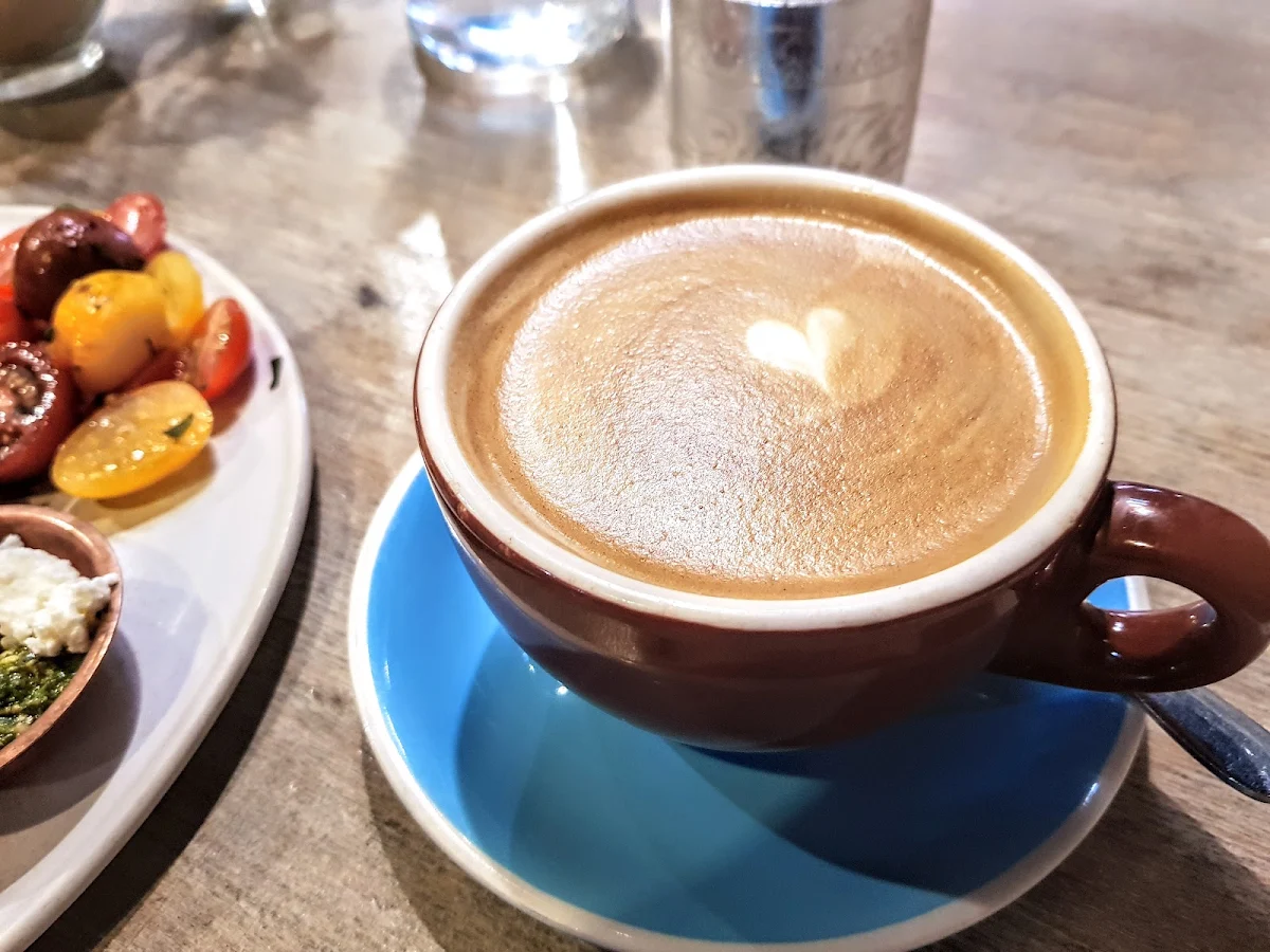 Flat White, Pottery Green Bakers Gordon