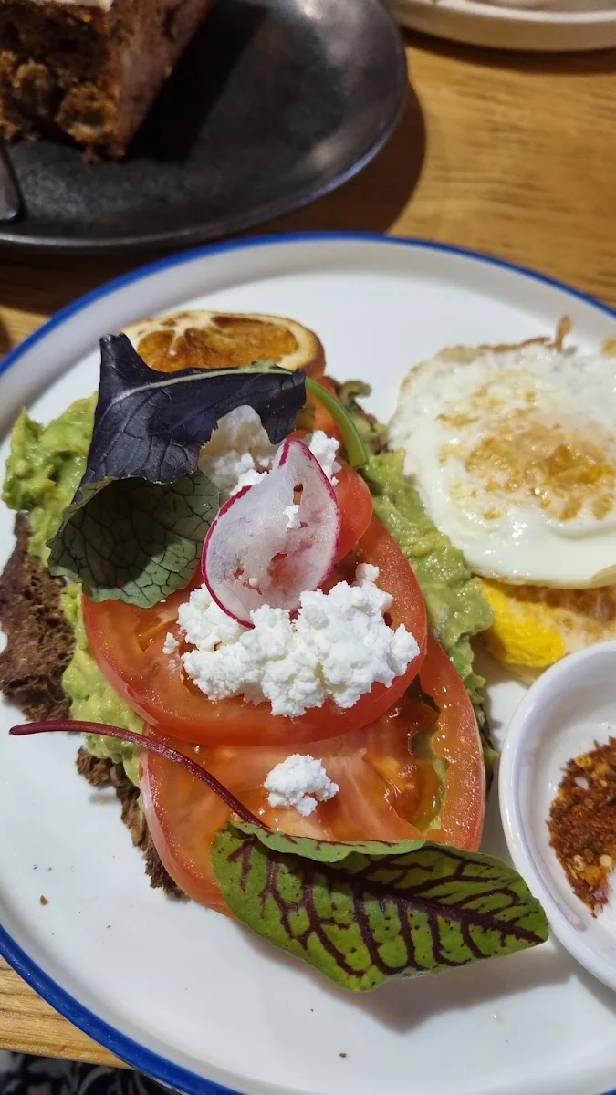 Smashed Avocado, Pottery Green Bakers Gordon