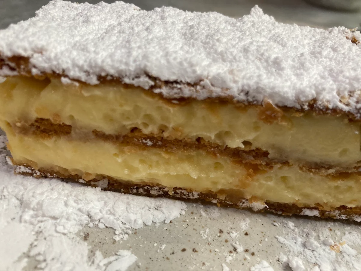 Vanilla Slice, Pottery Green Bakers Gordon