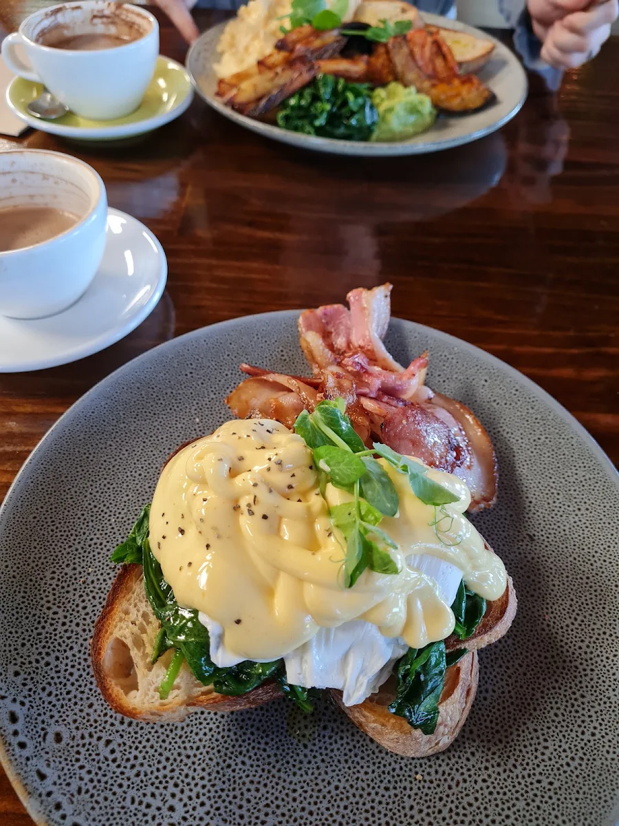 Eggs Benedicto