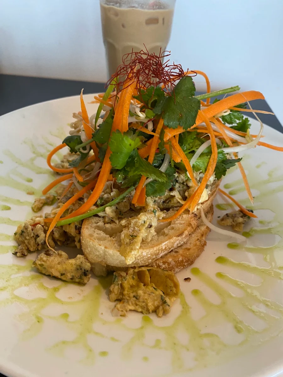 Chilli Scrambled Eggs