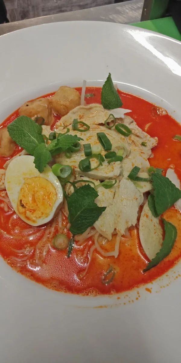 Highlights, Cook Rd Café
