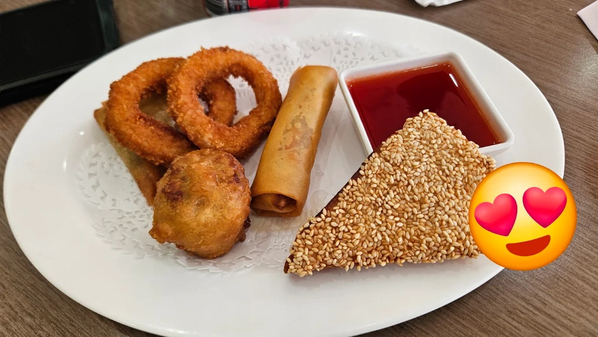 Highlights, D & J's Kitchen Chinese Resturaunt