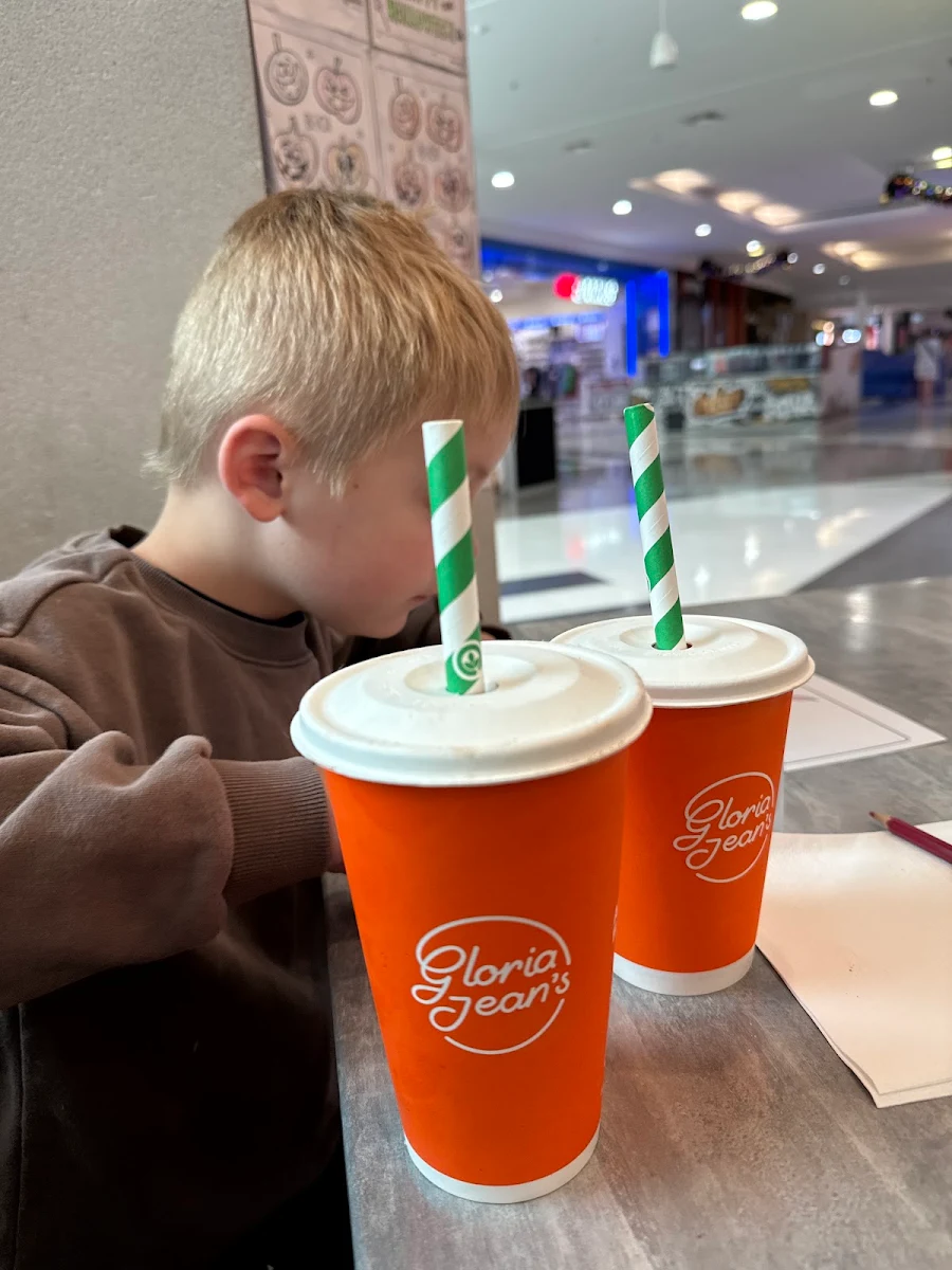 Highlights, Gloria Jean's Colonnades