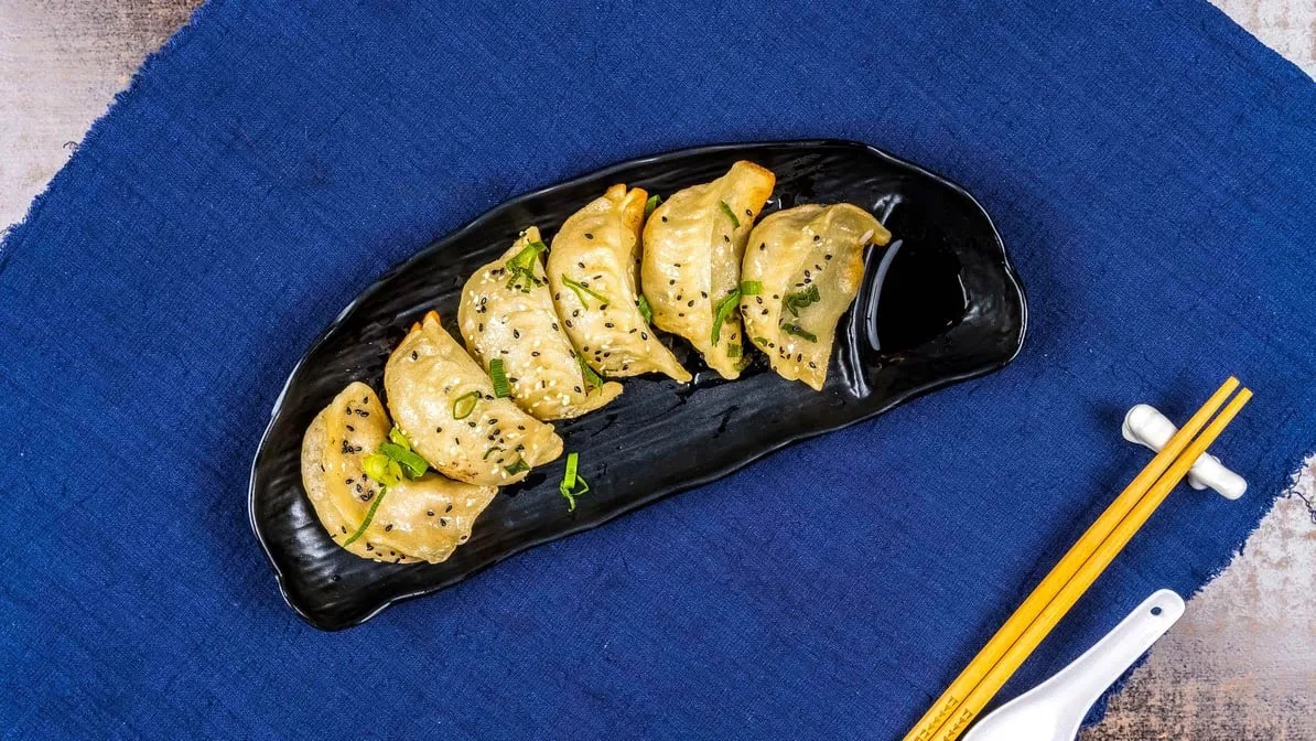Highlights, Yang's Dumpling bar