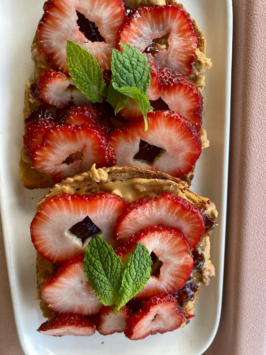 Strawberry and Peanut Butter Toast