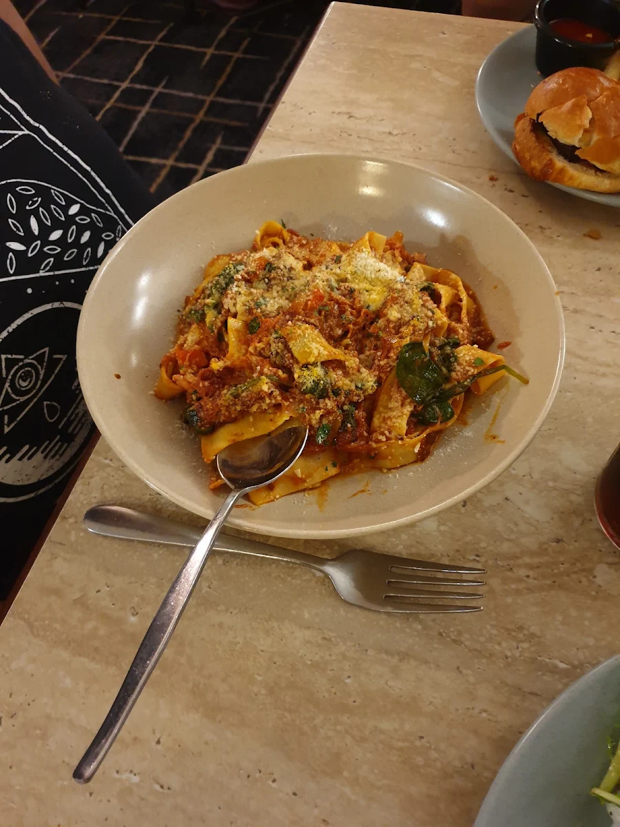 Pasta, Lambton Park Hotel