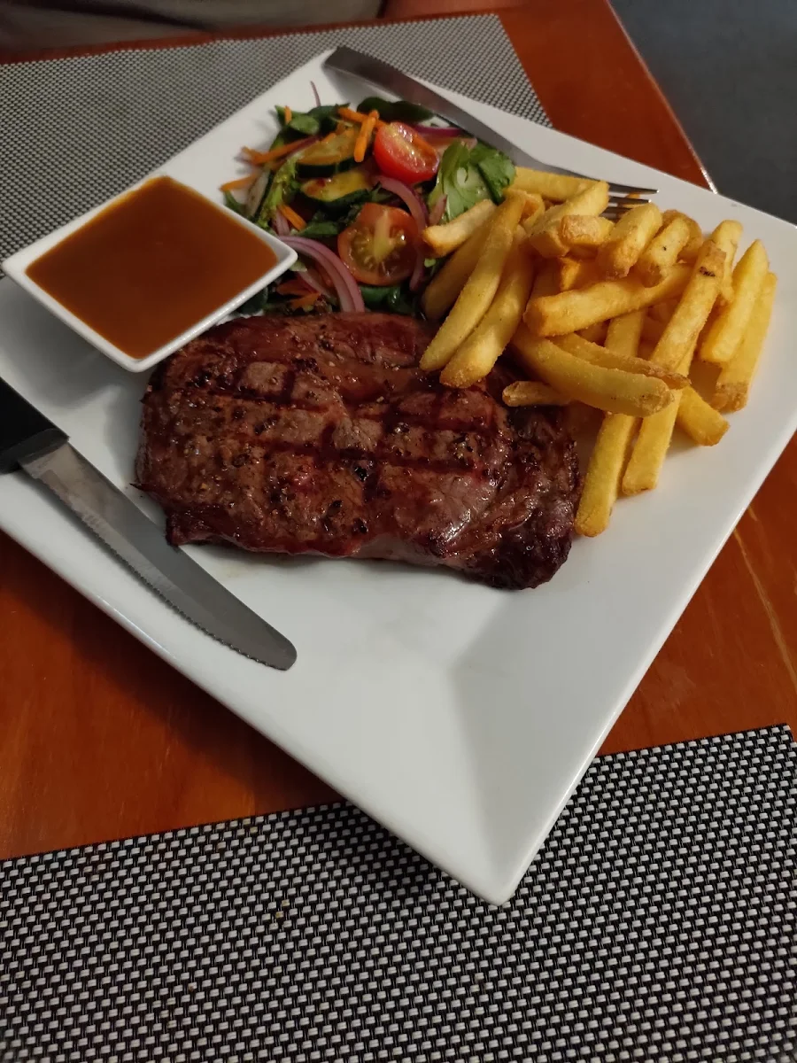 Highlights, Grevillea Steakhouse & Bar Restaurant