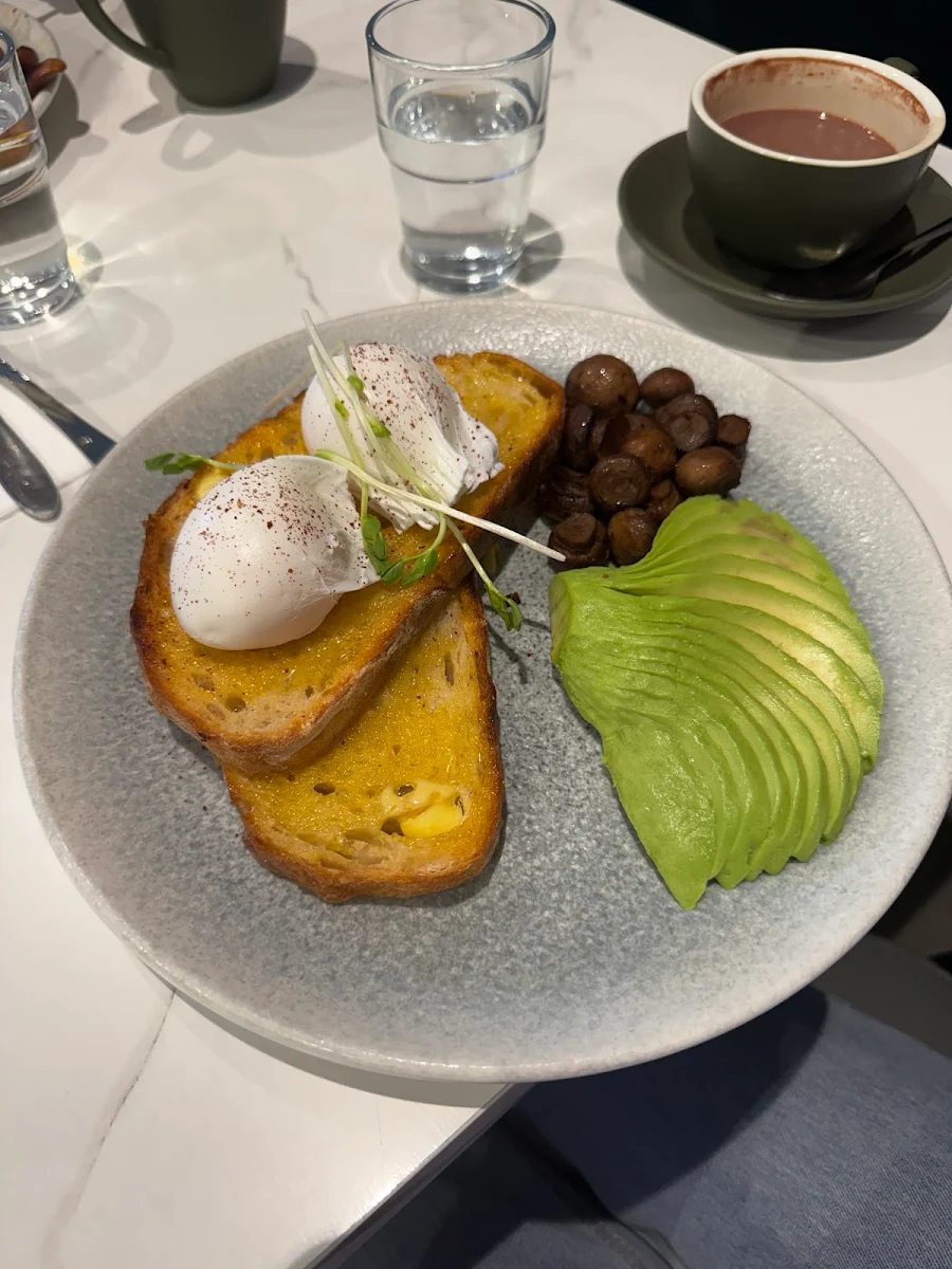 Egg on Toast, Soul Soul Cafe