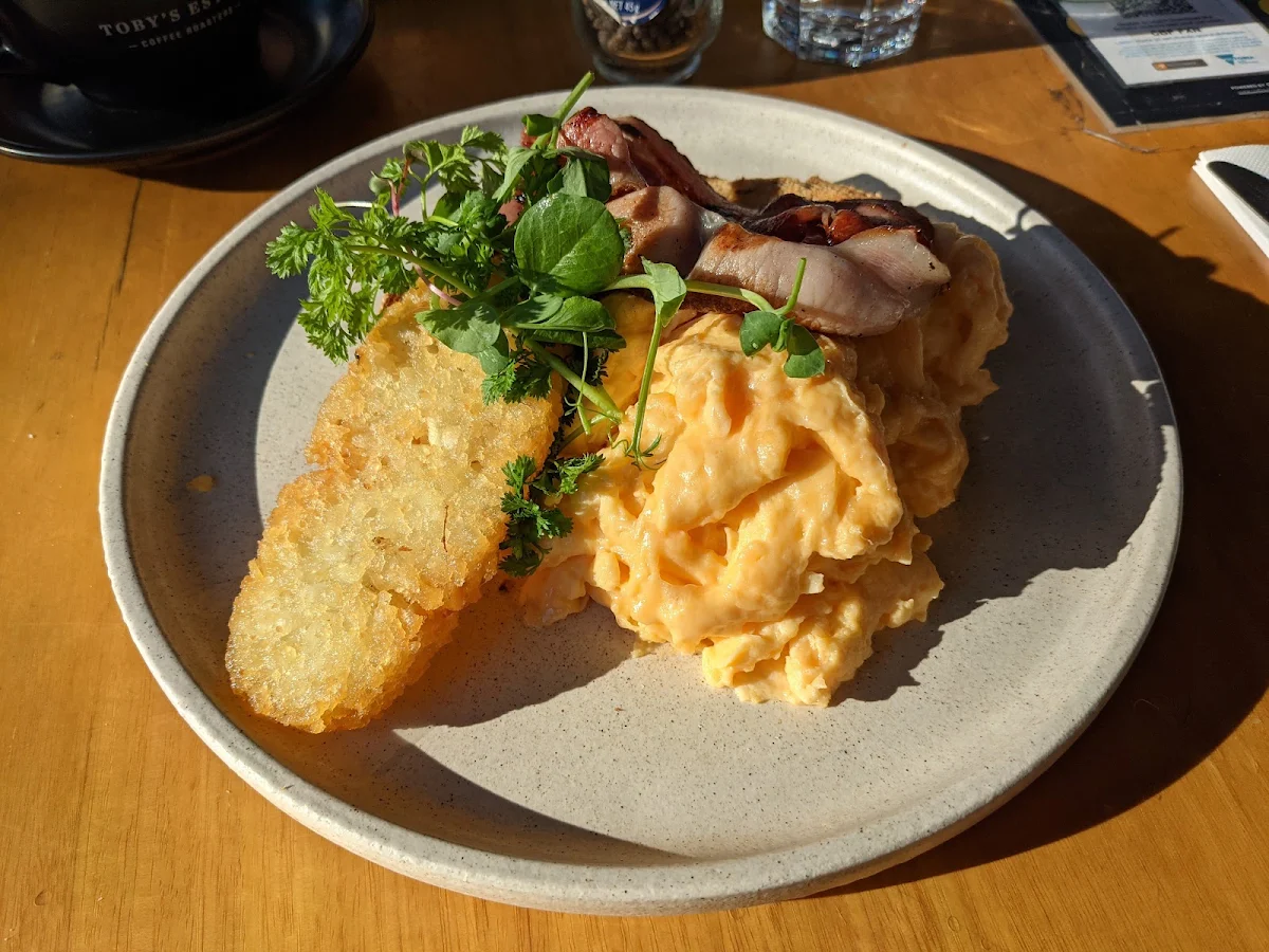 Scrambled Eggs Bacon and Hash Brown