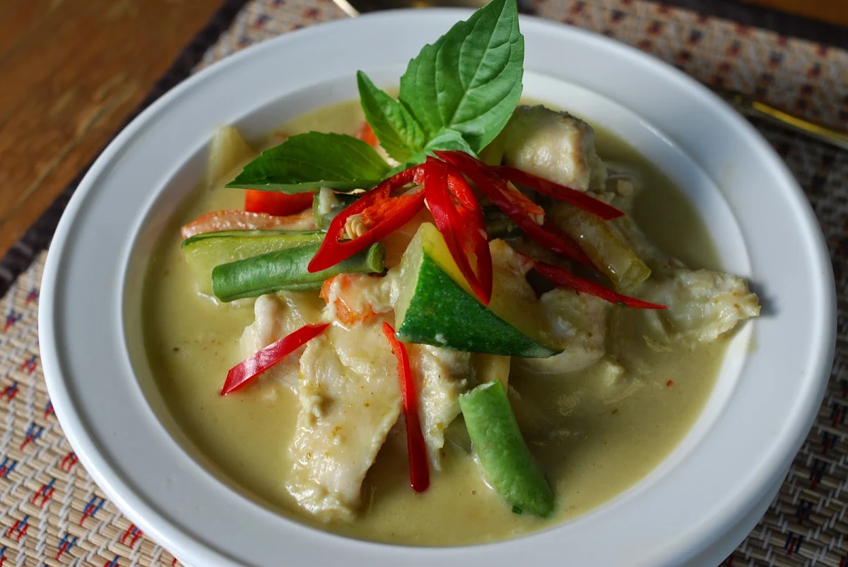 Pla Pad Khing, Siri Thai Restaurant