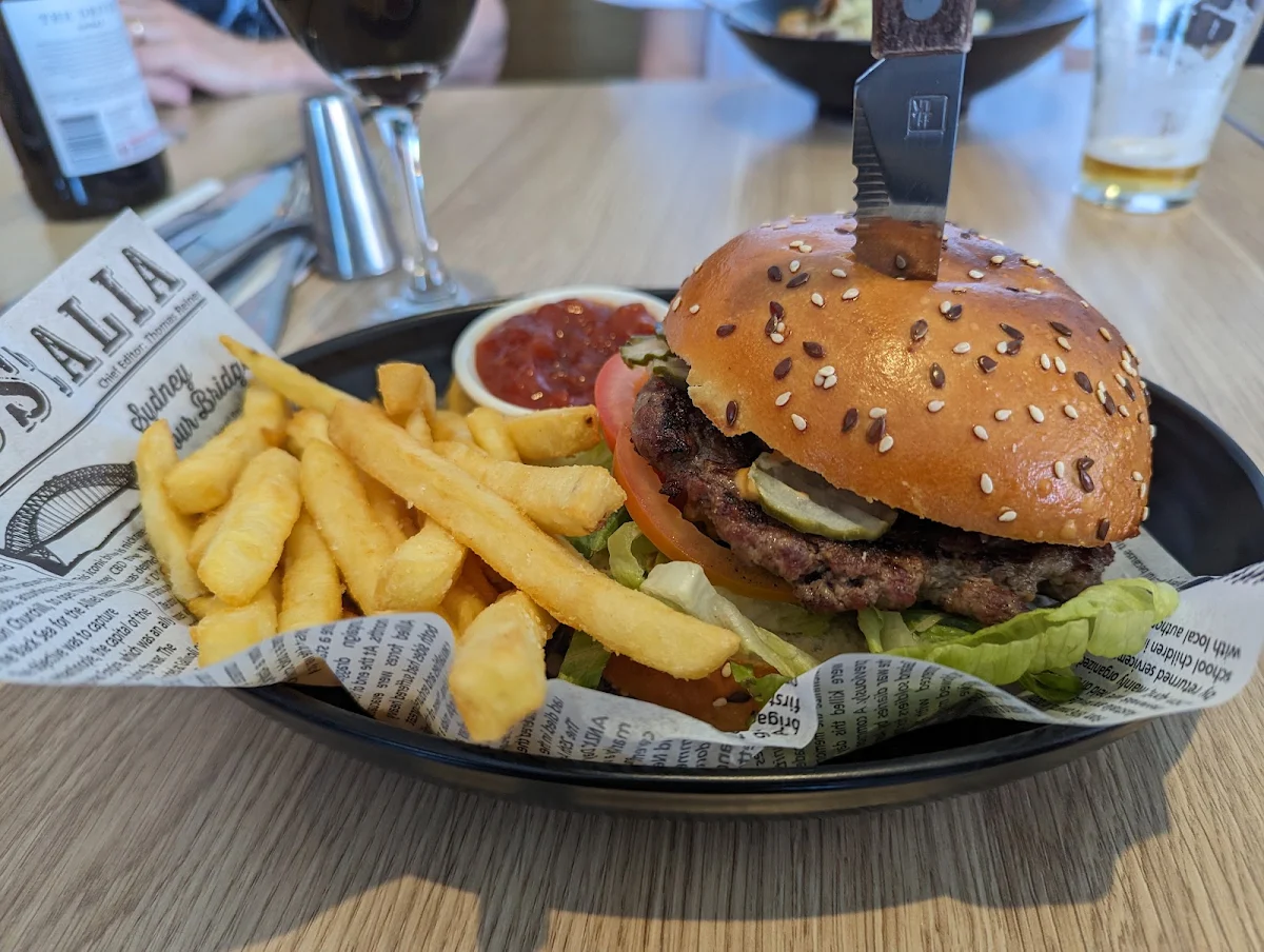 Highlights, Diamond Creek Hotel