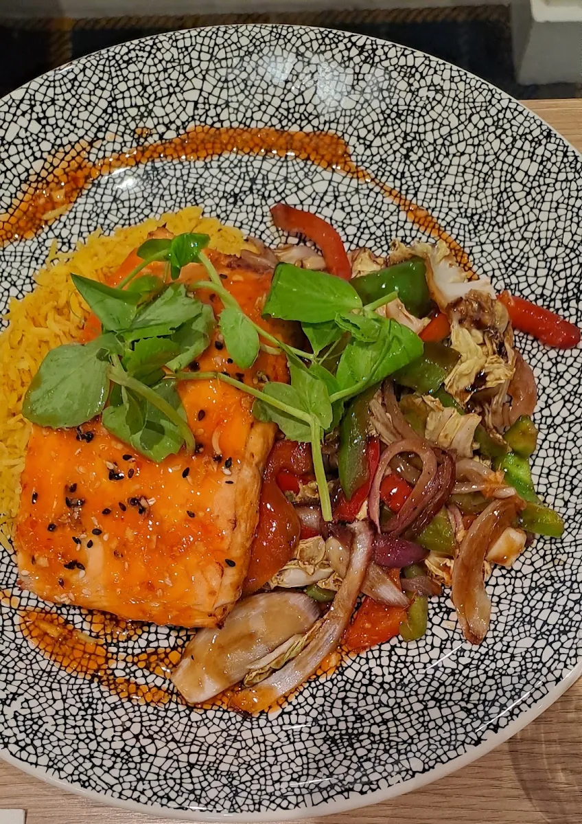 Salmon, Diamond Creek Hotel