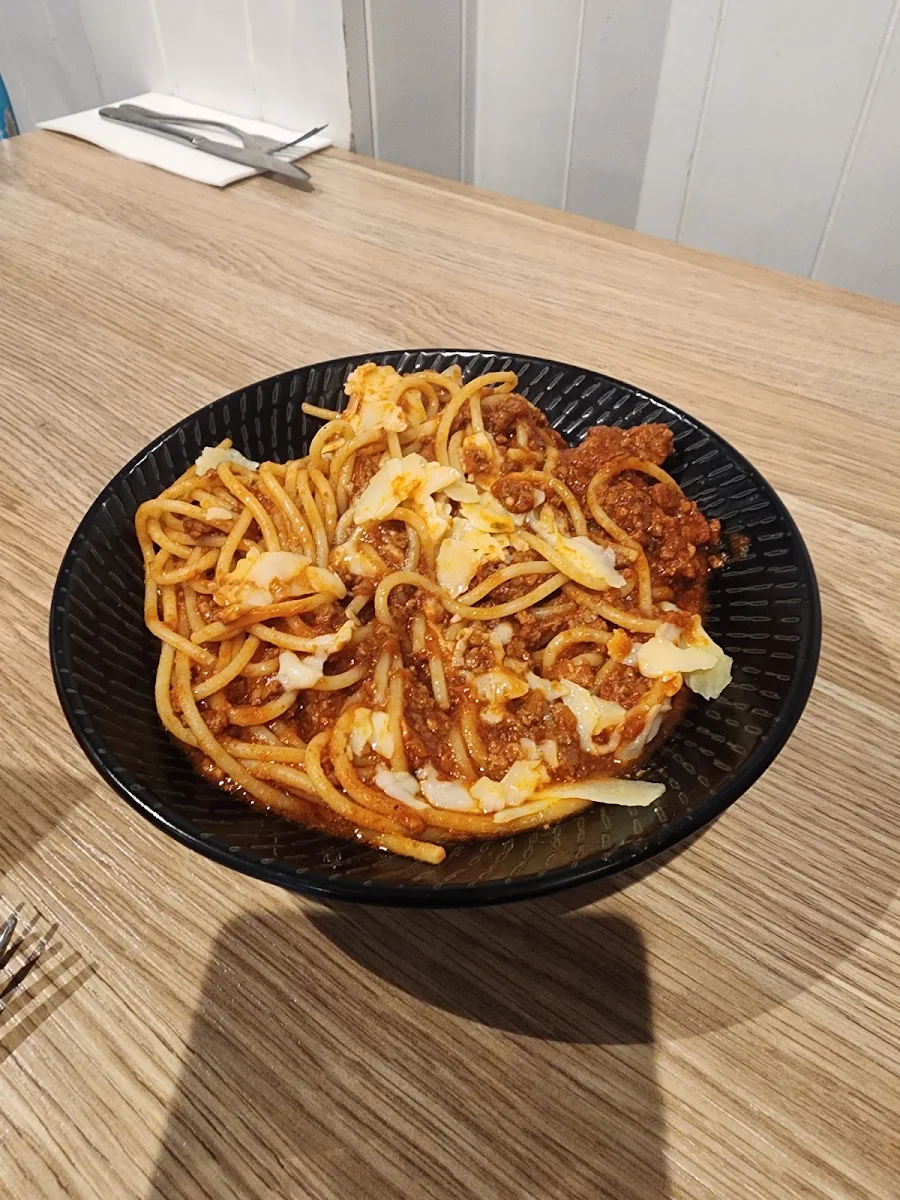 Spaghetti Bolognese, Diamond Creek Hotel