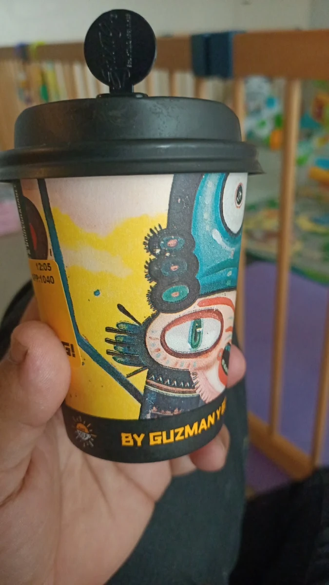 Coffee, Guzman y Gomez - Valley Metro