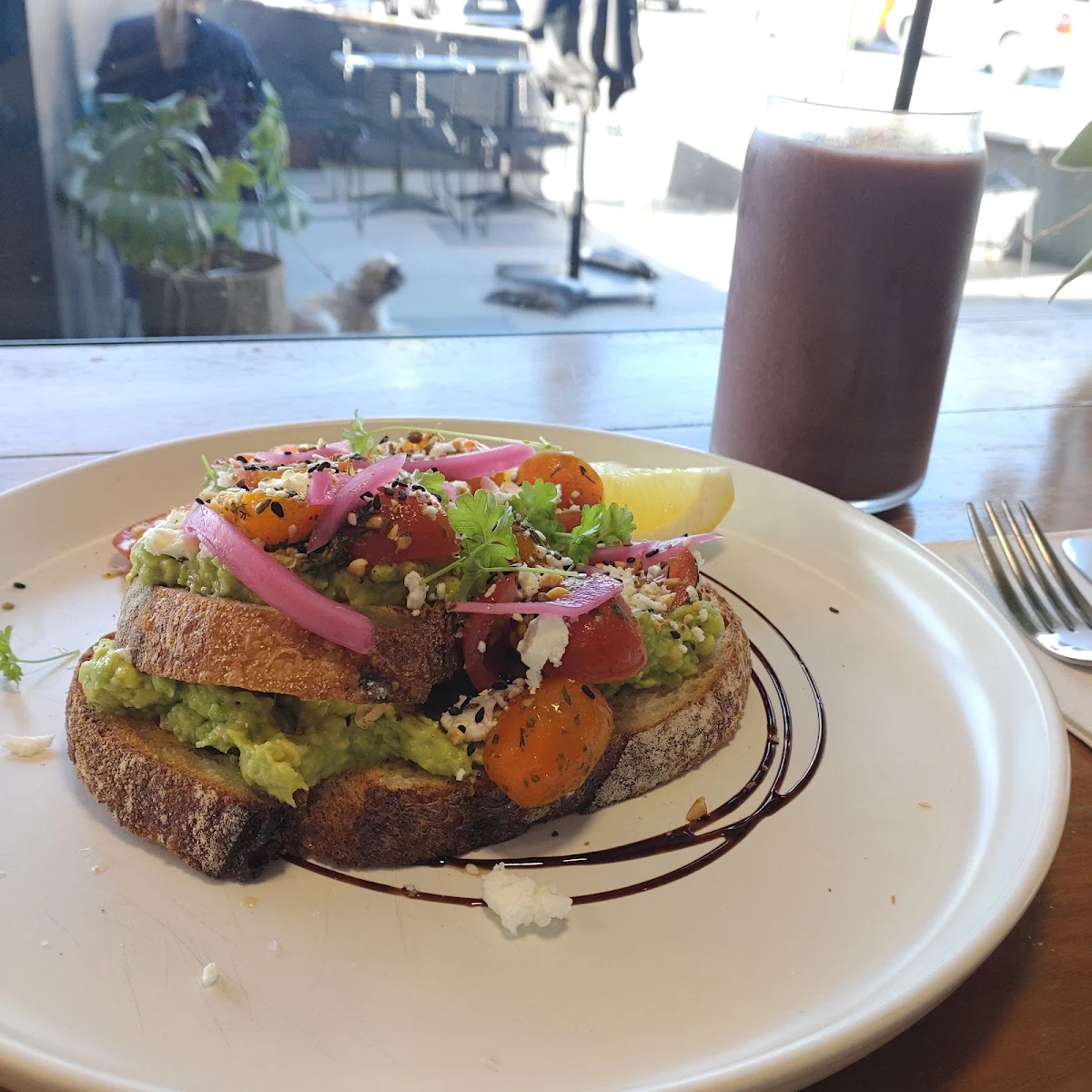 Avoid Toast, MAISON COFFEE