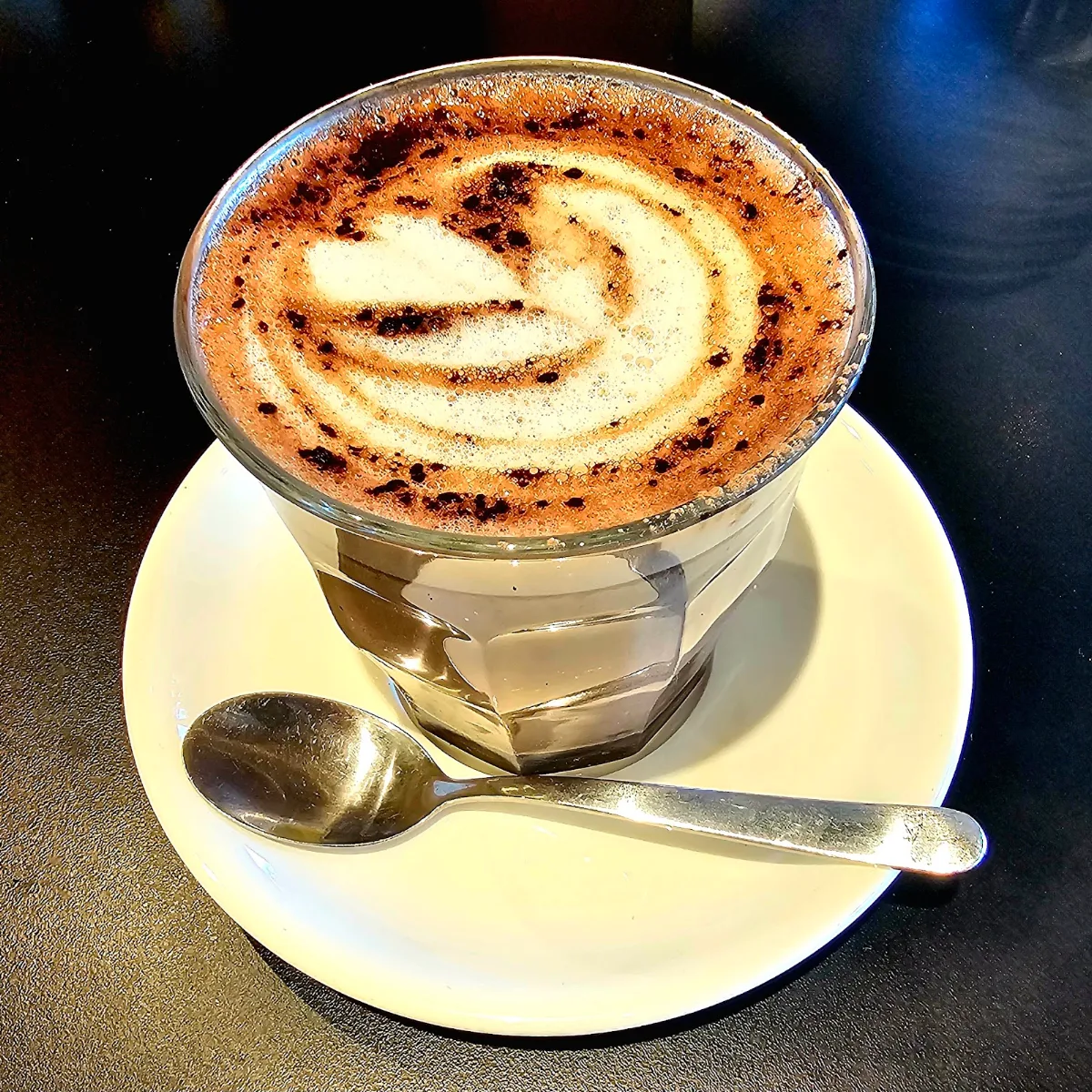 Flat White, MAISON COFFEE
