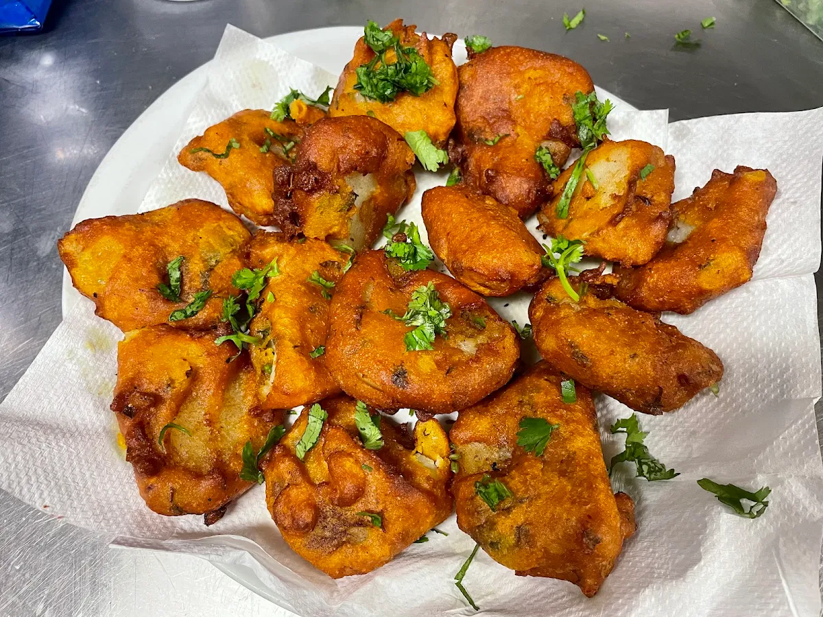 Vege Pakora, Krish Indian Robina