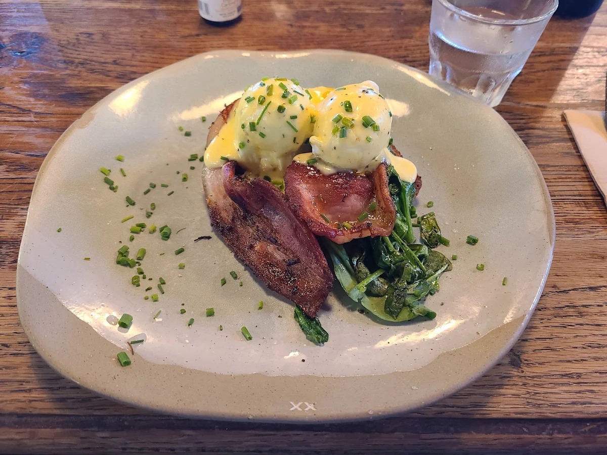 Eggs Benedict with Bacon, Insane Caffeine