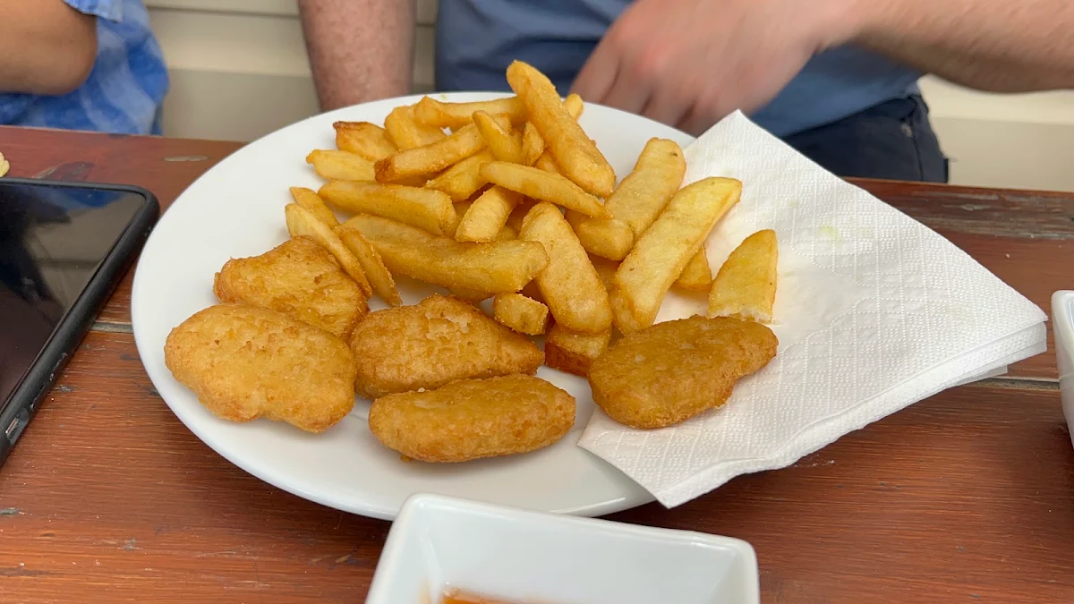 Chicken Nugget & Chips