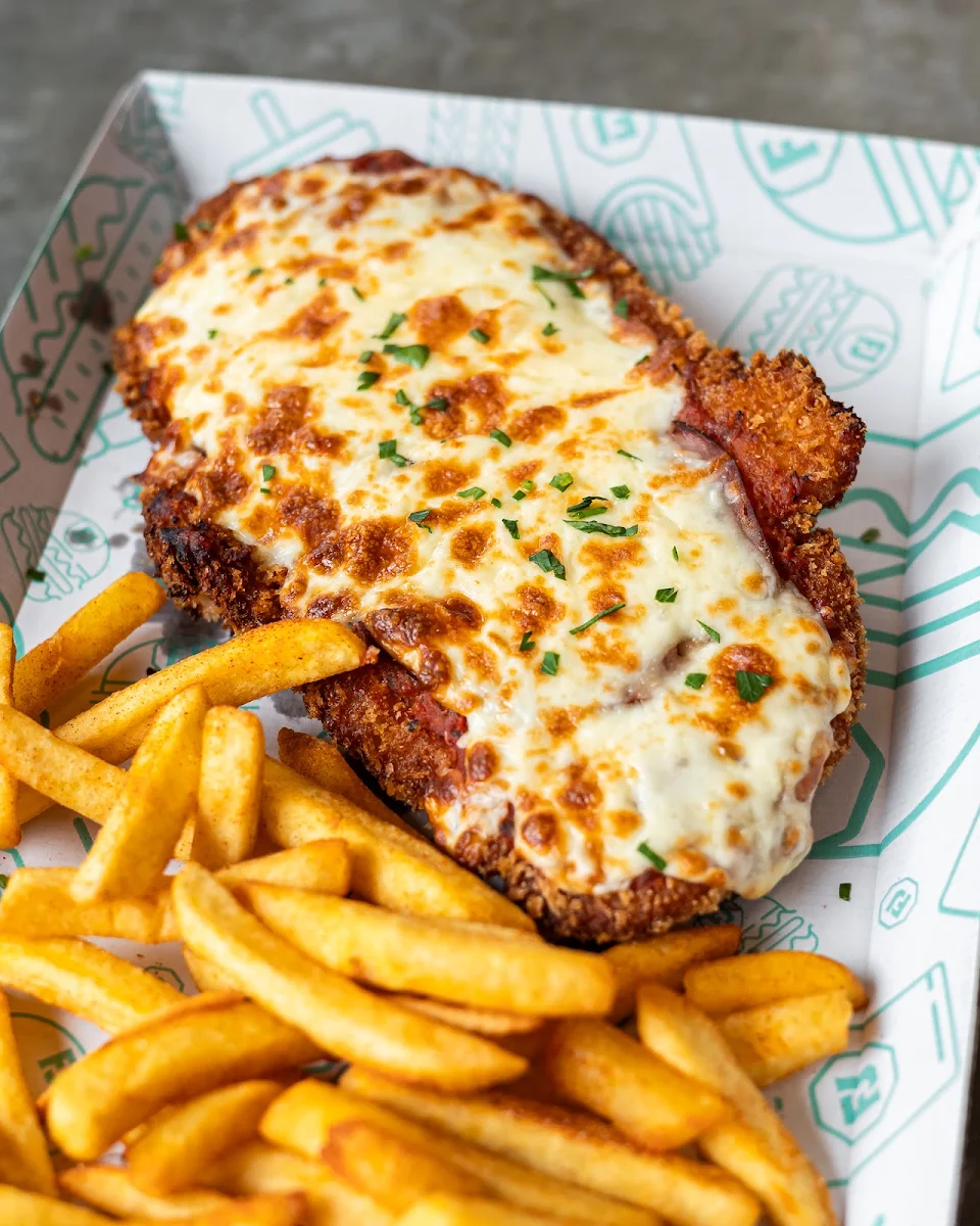 Highlights, FAT JAK'S / GET CLUCK'D CASEY CENTRAL