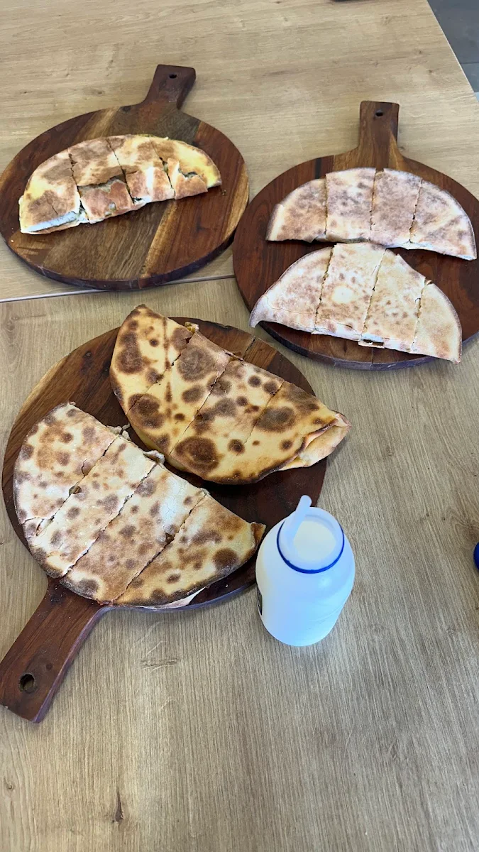 Highlights, Amir’s Lebanese Bakery