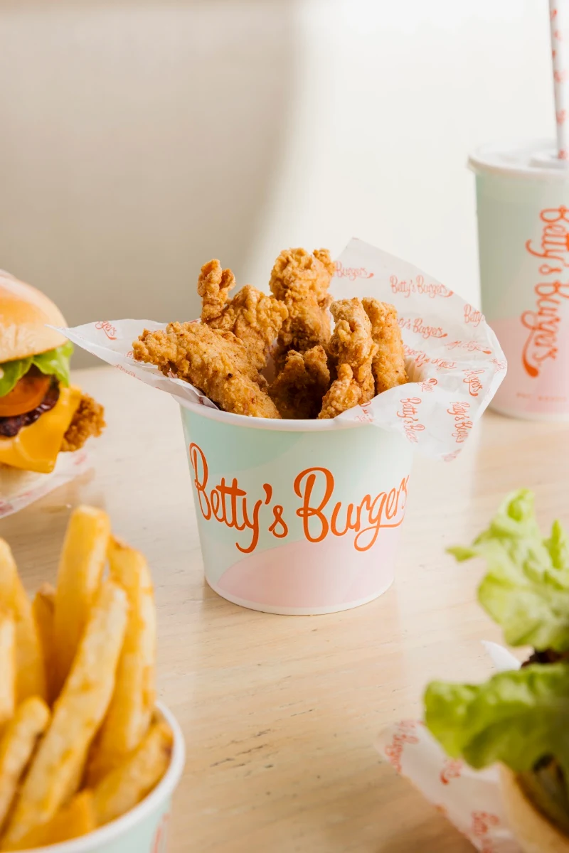 Highlights, Betty's Burgers