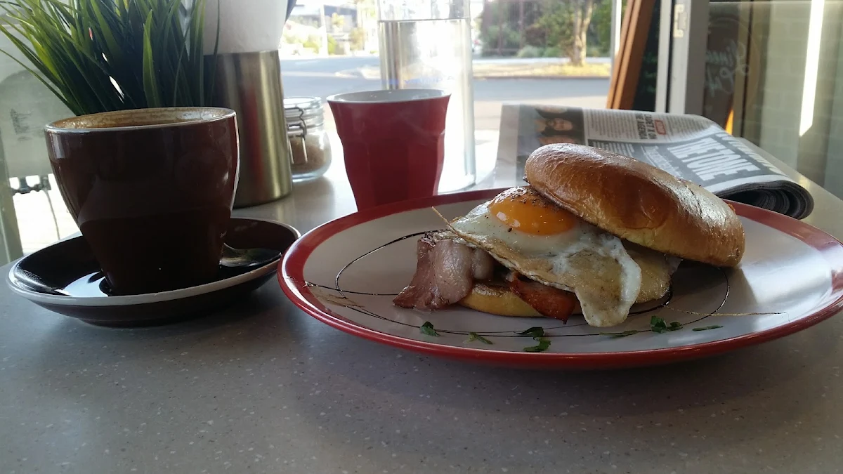 Bacon & Egg Roll