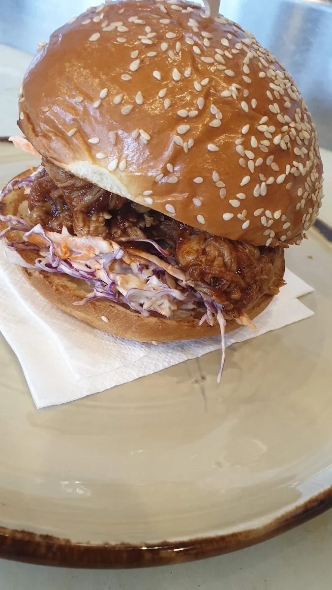 Pulled Pork Burger