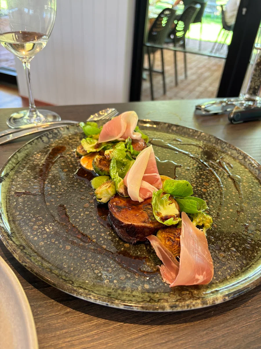 Highlights, Woodcutters Restaurant