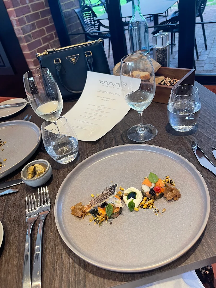 Highlights, Woodcutters Restaurant