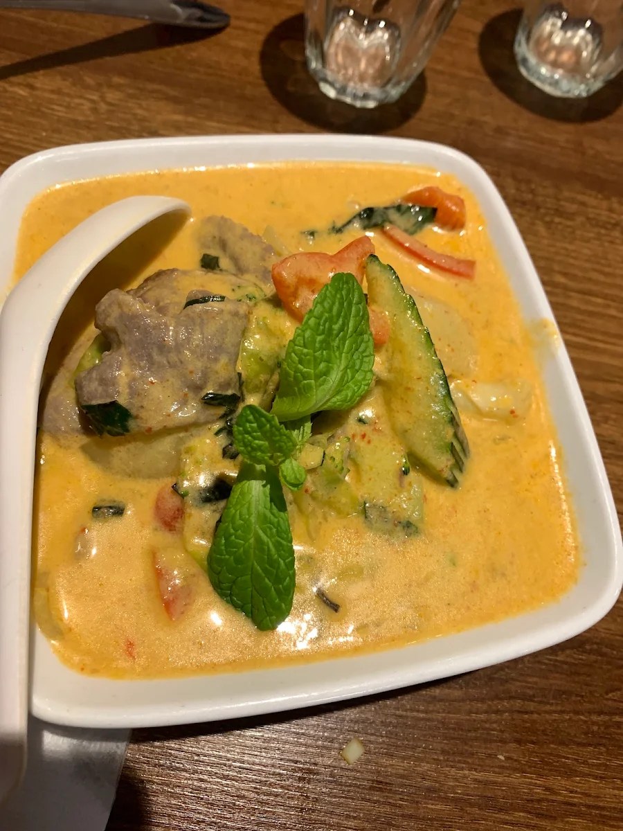 Beef Red Curry, Pho Nam