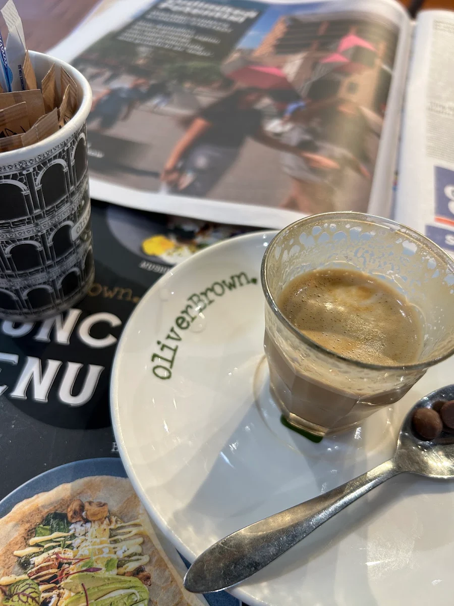 Coffee, Oliver Brown