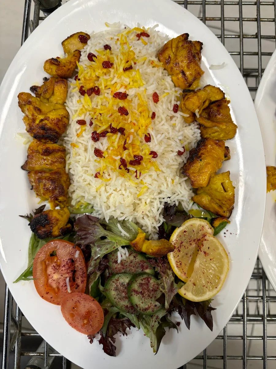 Highlights, Afghan zamarut restaurant