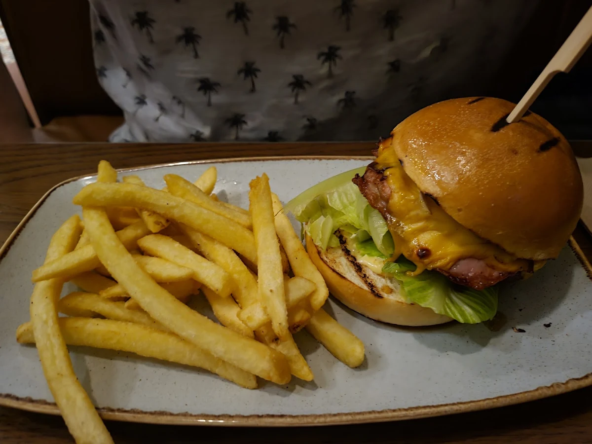 Rokeby Burger
