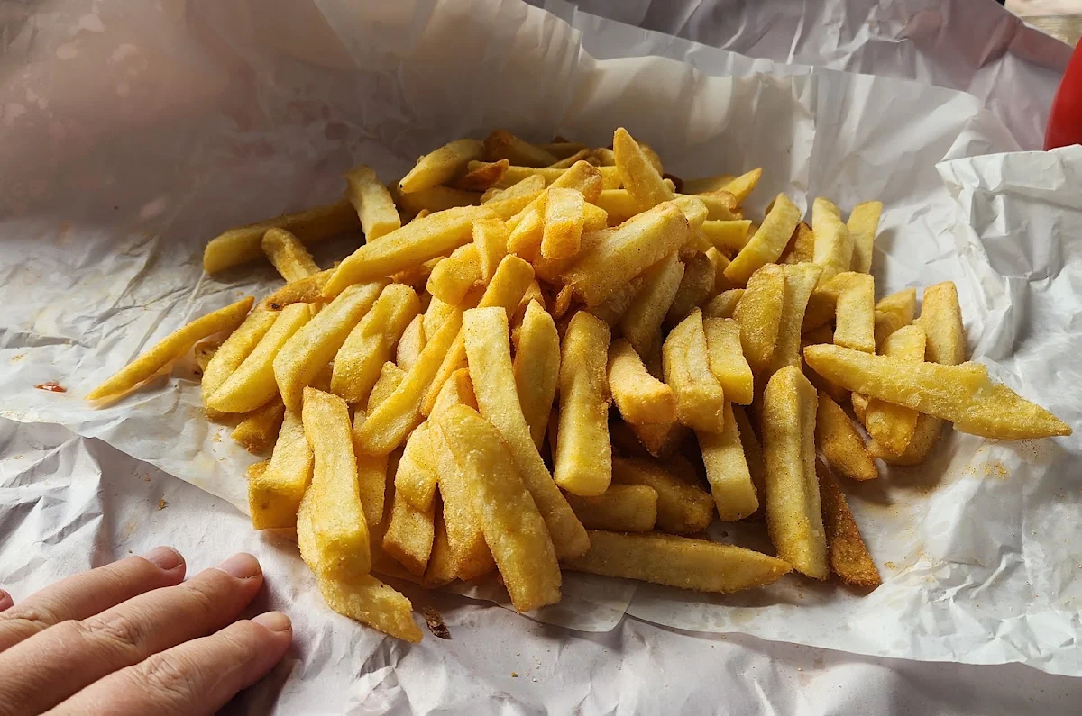 Small Chips, The Williamstown General