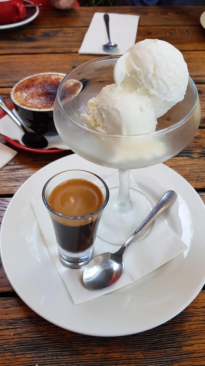 Affogato, Nic and Kolo