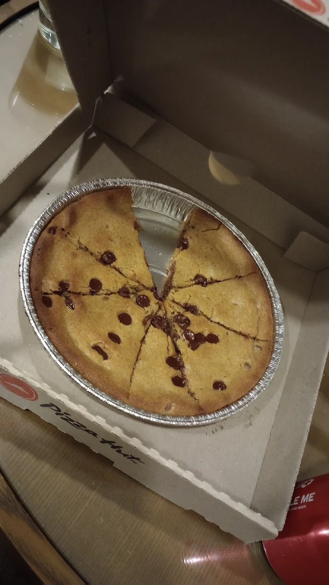 Cookie Pizza