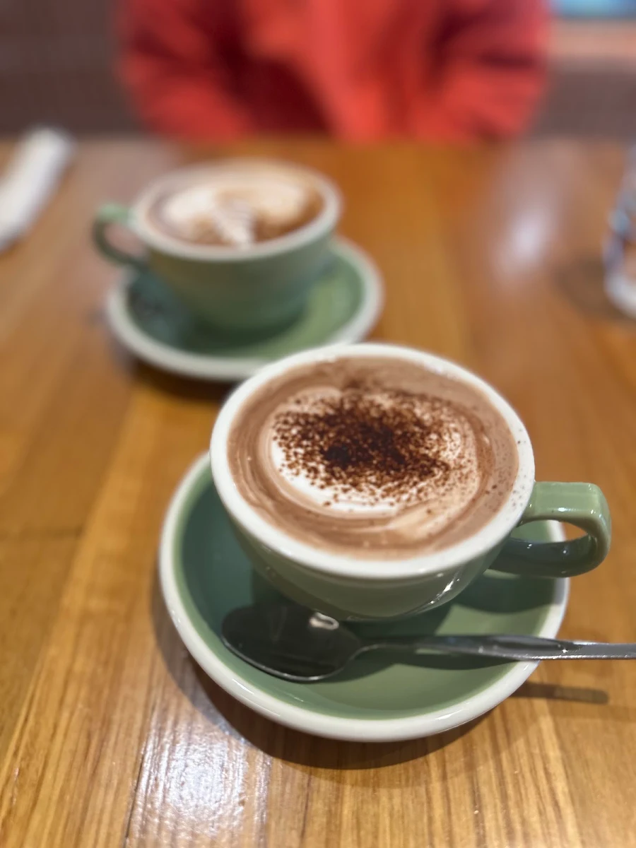 Highlights, Cafe Kaleo