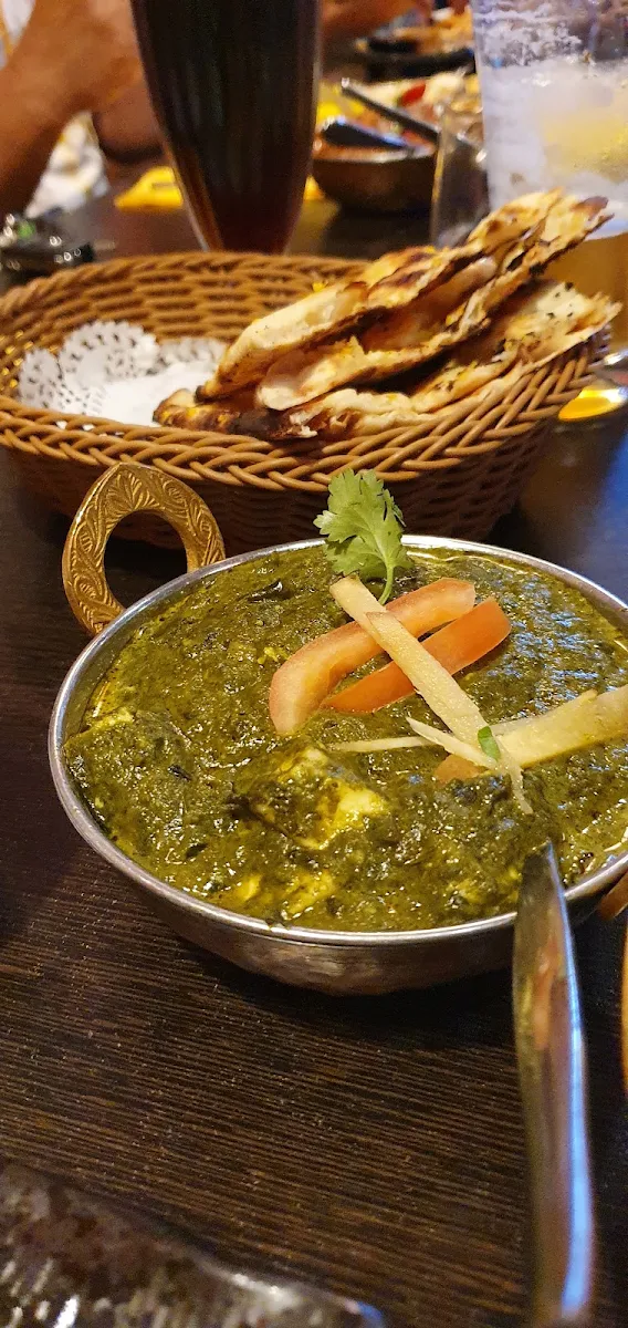 Saag Paneer, Parivaar Indian Restaurant