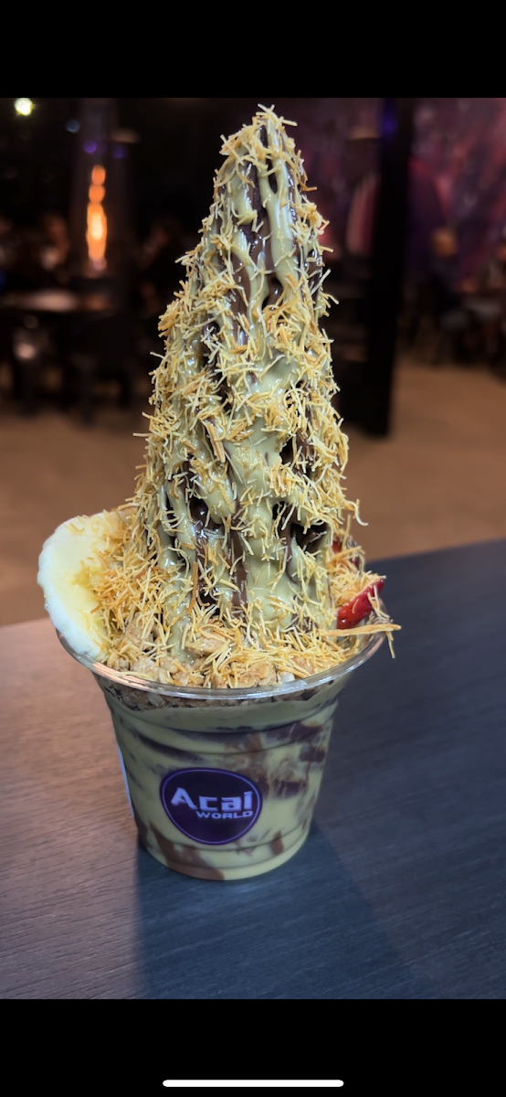 Highlights, Acai World