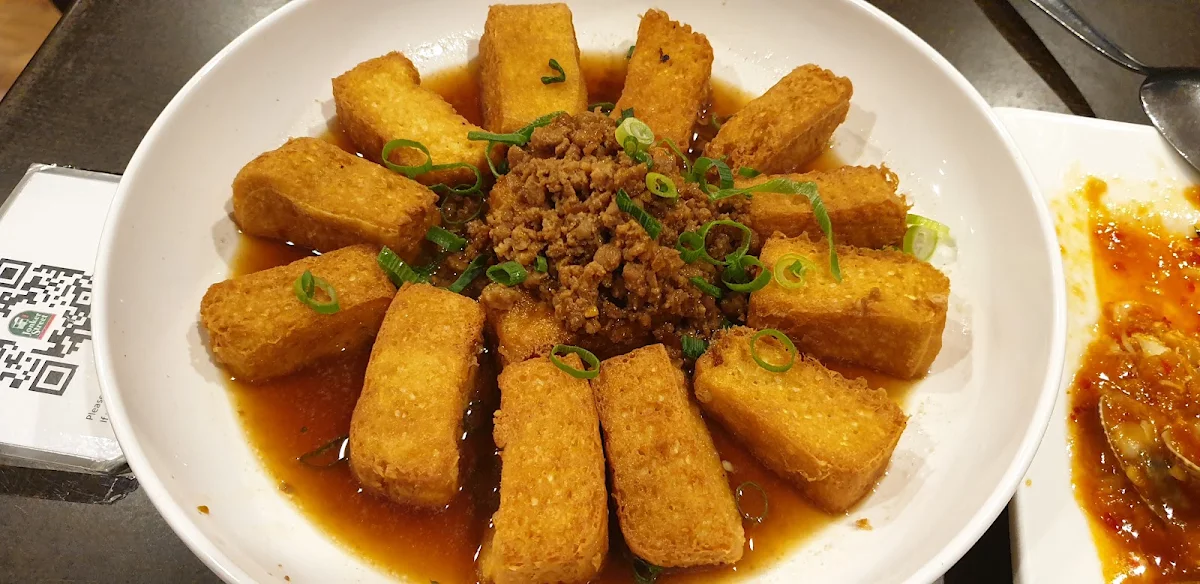 el05 Pork Mince & Bean Curd on Rice