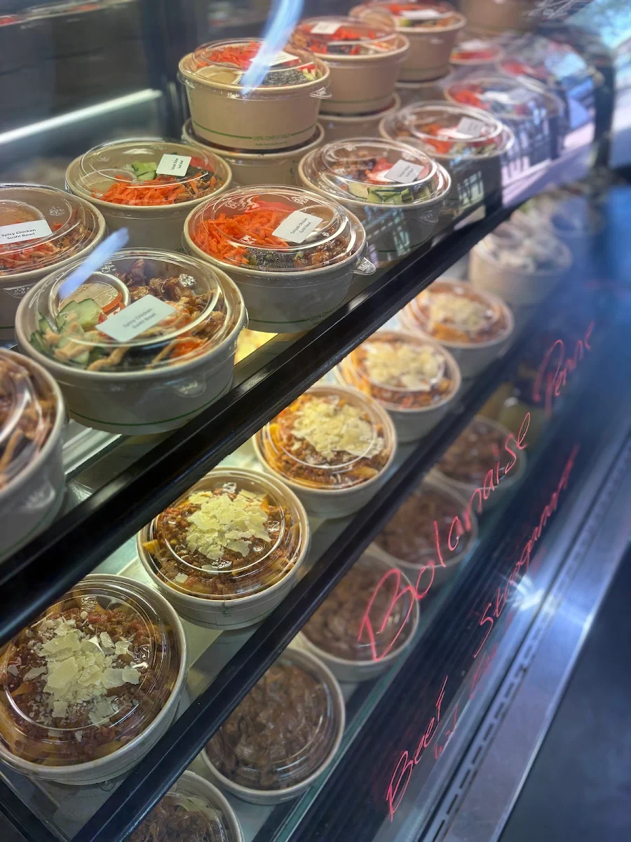 Highlights, Rustys Bakeshop