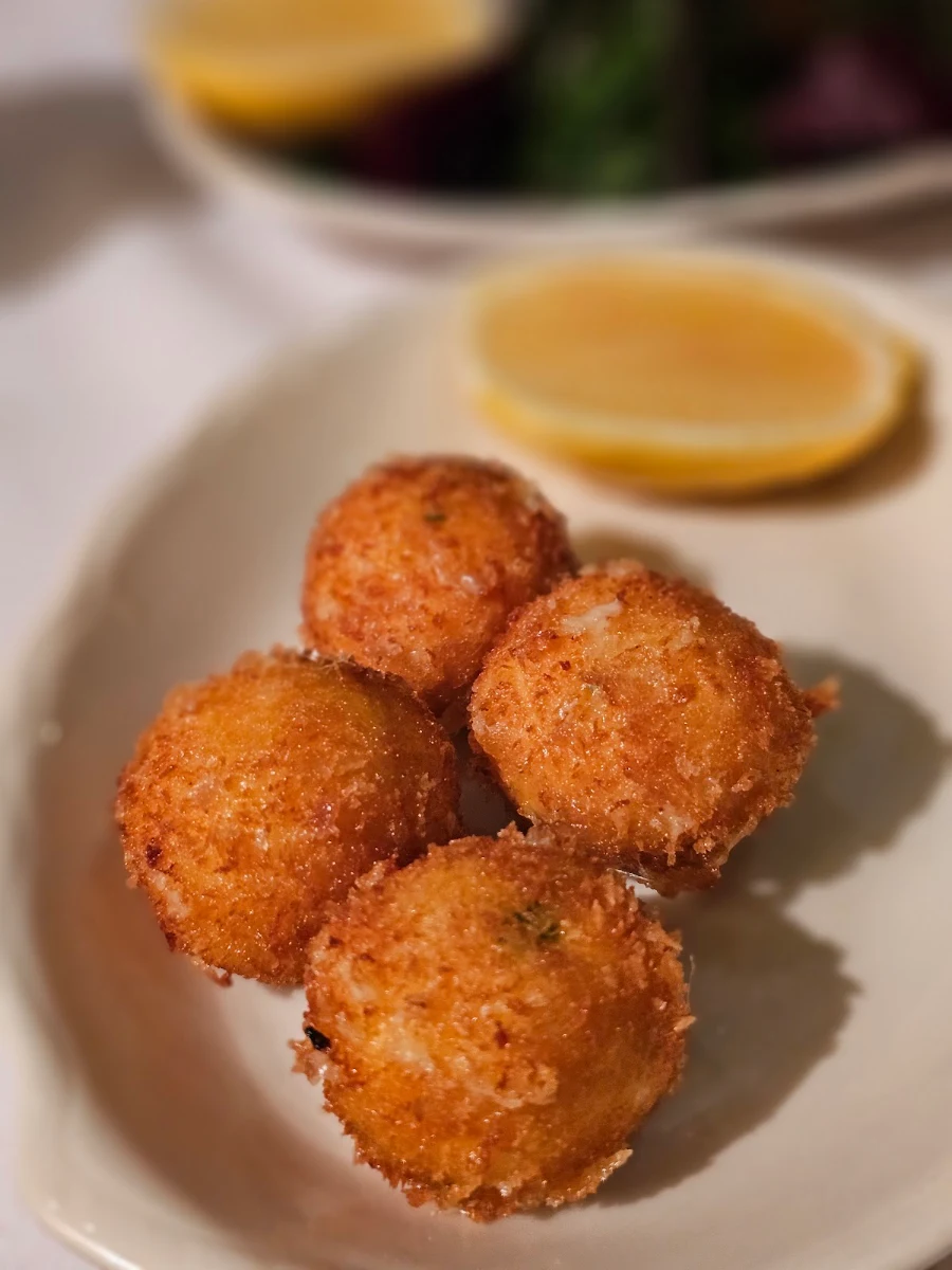 Highlights, Kafeneion "emeis & emeis" Melbourne