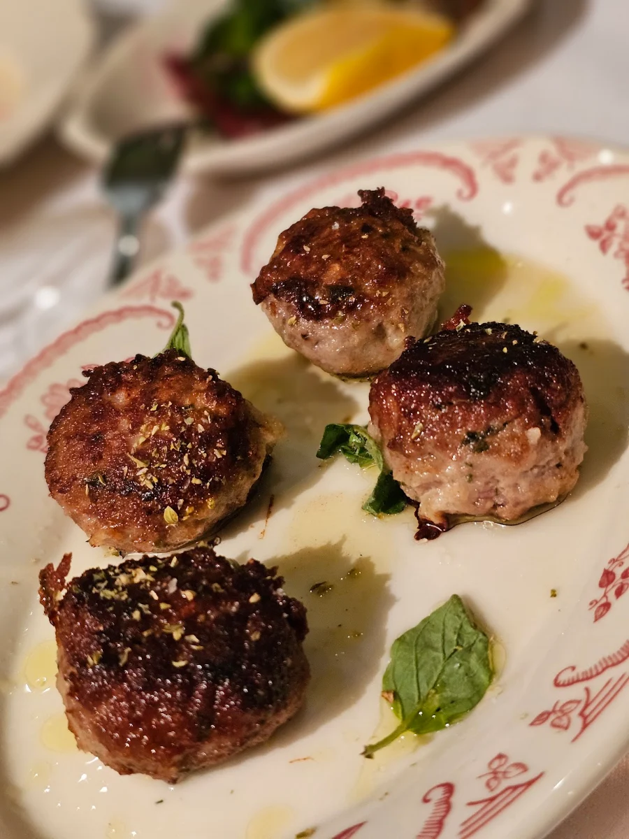 Highlights, Kafeneion "emeis & emeis" Melbourne